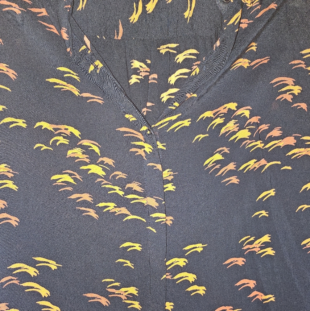 Button down top - Picture 4 of 5